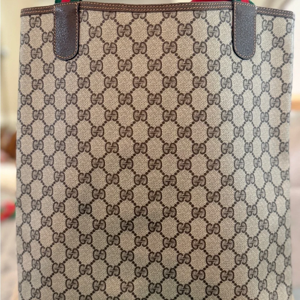 Gucci Vintage GG Supreme Monogram Tote with Green & Red Web Handle - Picture 4 of 13